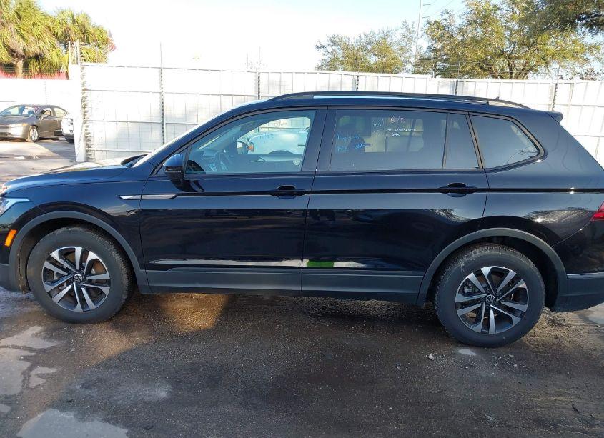Photo 14 of 2024 Volkswagen Tiguan 2.0T S (VIN 3VVRB7AX5RM196499)