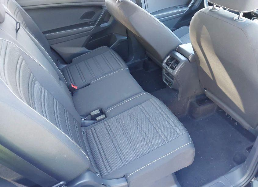 Photo 8 of 2024 Volkswagen Tiguan 2.0T S (VIN 3VVRB7AX5RM196499)