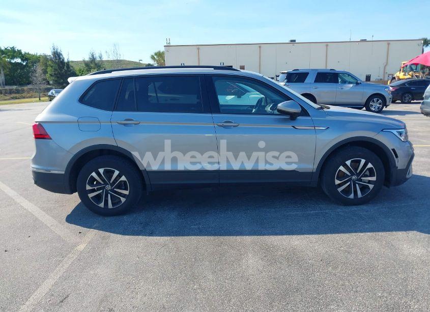 Photo 12 of 2024 Volkswagen Tiguan 2.0T S (VIN 3VVRB7AX6RM030444)