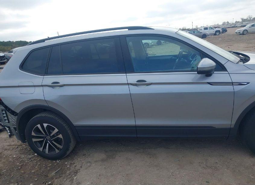 Photo 14 of 2023 Volkswagen Tiguan 2.0T S (VIN 3VVRB7AX8PM064754)