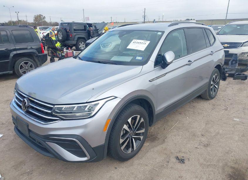 Photo 2 of 2023 Volkswagen Tiguan 2.0T S (VIN 3VVRB7AX8PM064754)