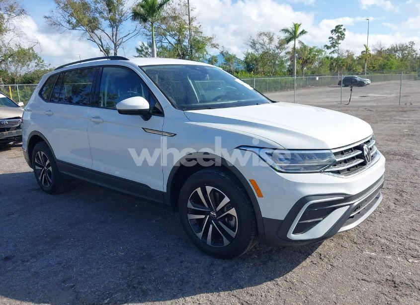 2023 Volkswagen Tiguan 2.0T S (VIN 3VVRB7AX8PM073311) main photo