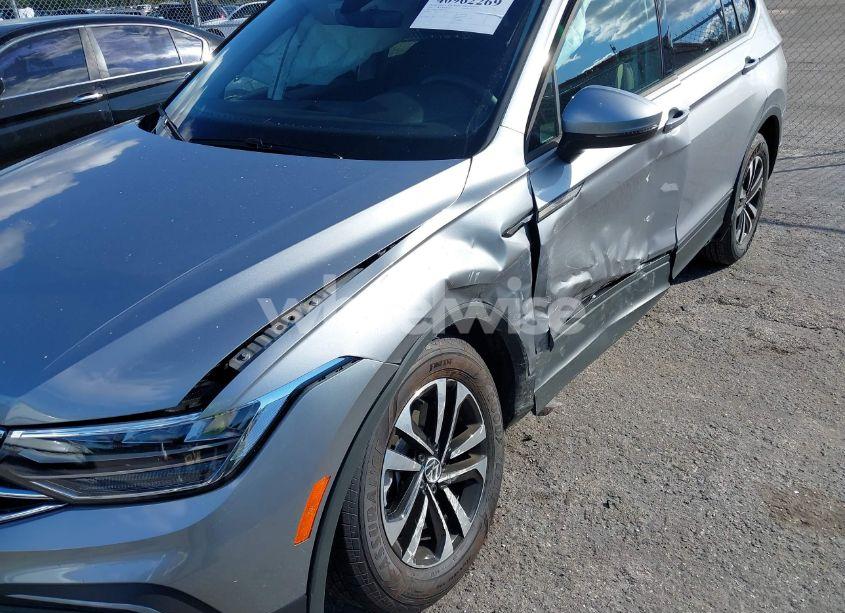 Photo 6 of 2024 Volkswagen Tiguan 2.0T S (VIN 3VVRB7AX8RM139164)