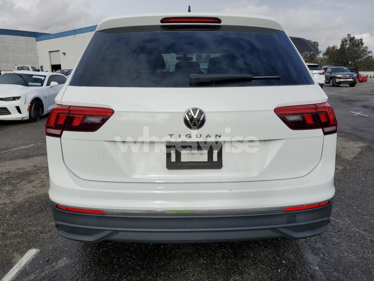 Photo 6 of 2023 VOLKSWAGEN TIGUAN S N/A (VIN 3VVRB7AX9PM108907)
