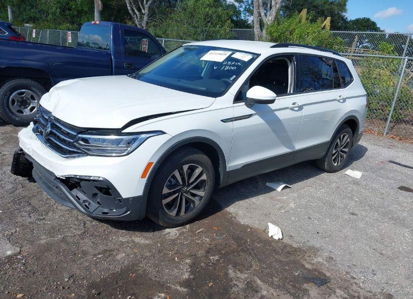 Photo 2 of 2024 Volkswagen Tiguan 2.0T S (VIN 3VVRB7AX9RM211800)