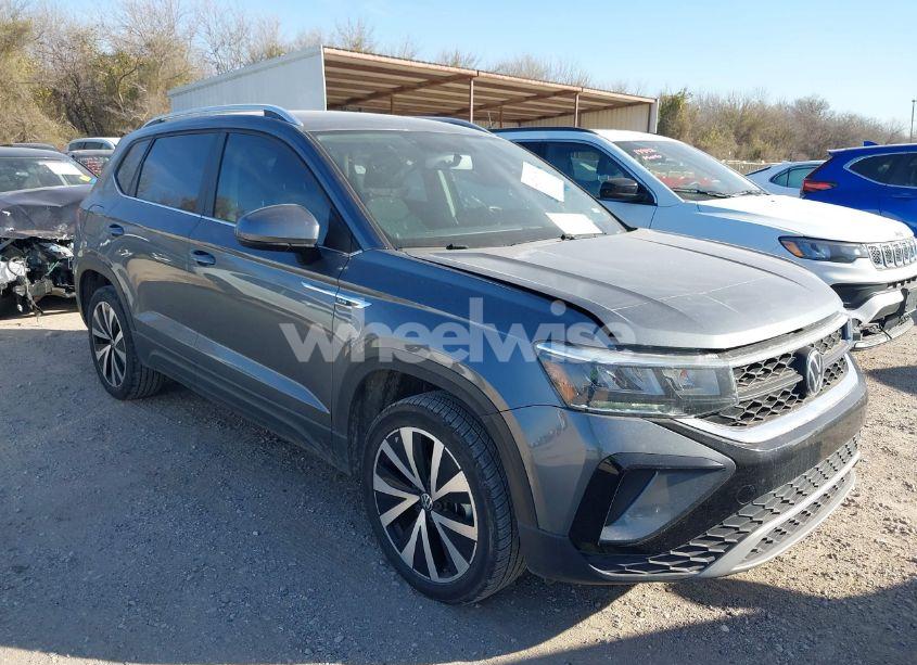 2022 Volkswagen Taos 1.5T SE (VIN 3VVRX7B20NM093389) main photo