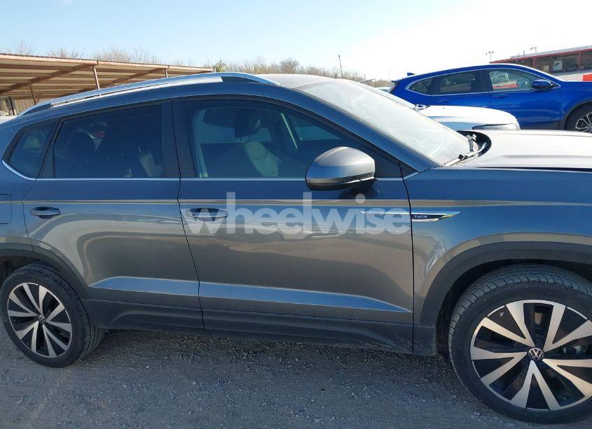 Photo 13 of 2022 Volkswagen Taos 1.5T SE (VIN 3VVRX7B20NM093389)