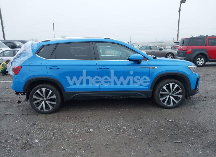 Photo 13 of 2022 Volkswagen Taos 1.5T SE (VIN 3VVRX7B21NM010150)