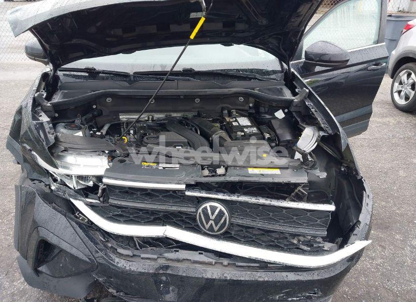 Photo 10 of 2022 Volkswagen Taos 1.5T SE (VIN 3VVRX7B22NM059986)