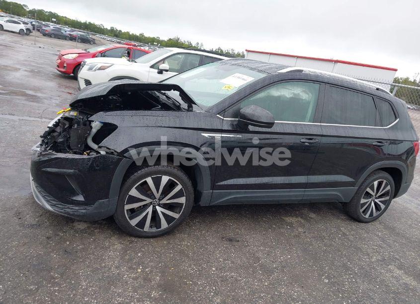 Photo 15 of 2022 Volkswagen Taos 1.5T SE (VIN 3VVRX7B22NM059986)