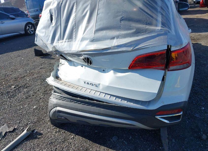 Photo 21 of 2022 Volkswagen Taos 1.5T SE (VIN 3VVRX7B23NM061858)