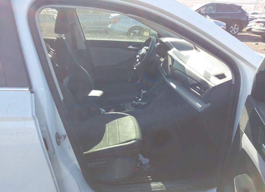 Photo 5 of 2022 Volkswagen Taos 1.5T SE (VIN 3VVRX7B23NM061858)