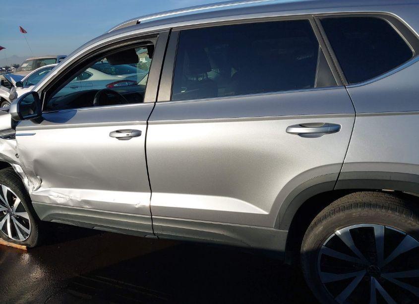 Photo 14 of 2022 Volkswagen Taos 1.5T SE (VIN 3VVRX7B25NM062655)