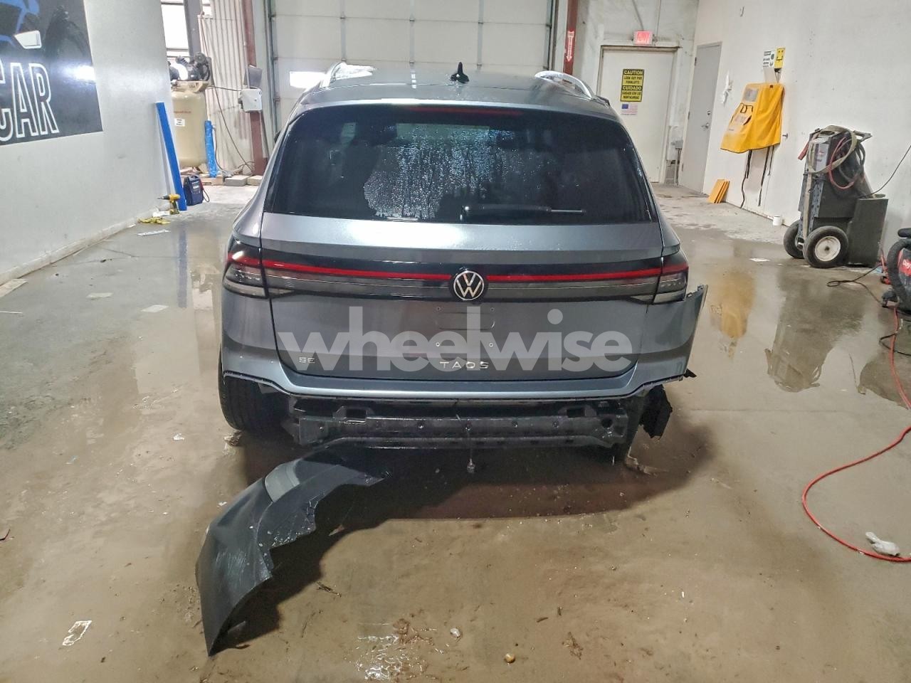 Photo 6 of 2025 VOLKSWAGEN TAOS SE (VIN 3VVSC7B21SM019908)