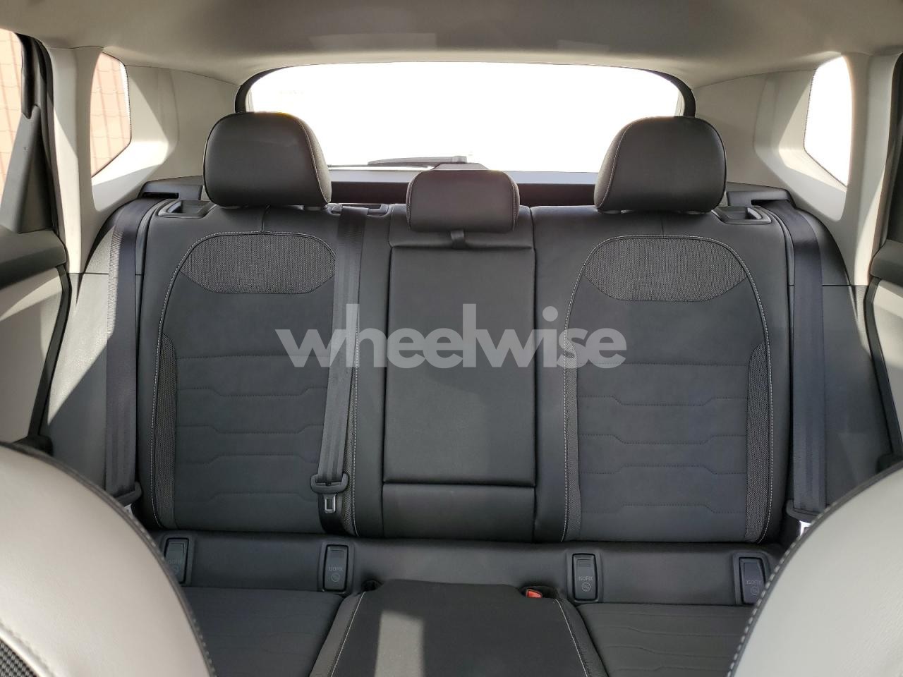 Photo 10 of 2026 VOLKSWAGEN TAOS SE N/A (VIN 3VVSC7B28TM009152)