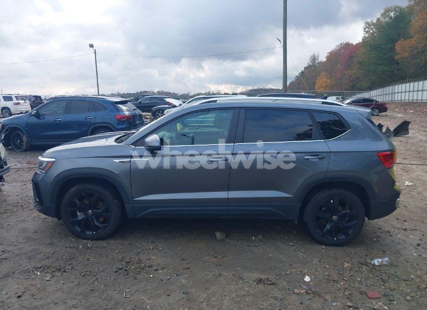 Photo 14 of 2023 Volkswagen Taos 1.5T SE (VIN 3VVSX7B20PM321282)