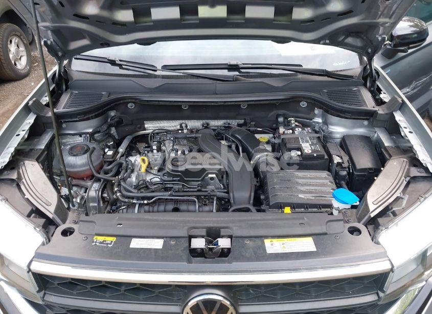 Photo 10 of 2023 Volkswagen Taos 1.5T SE (VIN 3VVSX7B20PM324196)
