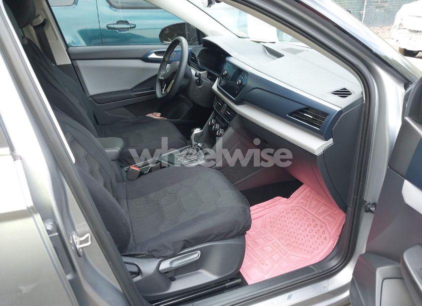 Photo 5 of 2023 Volkswagen Taos 1.5T SE (VIN 3VVSX7B20PM324196)