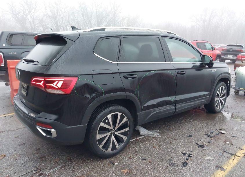 Photo 4 of 2024 Volkswagen Taos 1.5T SE (VIN 3VVSX7B20RM002063)