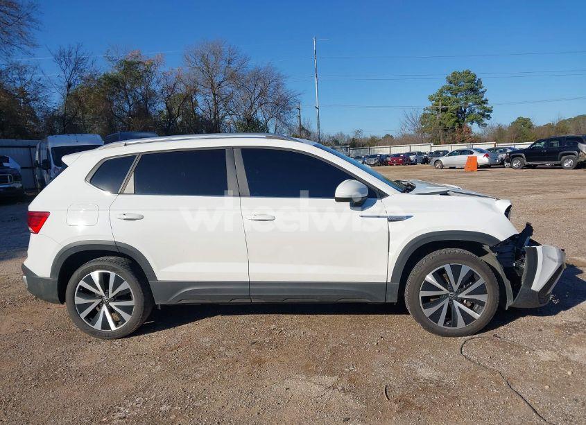 Photo 14 of 2023 Volkswagen Taos 1.5T SE (VIN 3VVSX7B21PM306189)