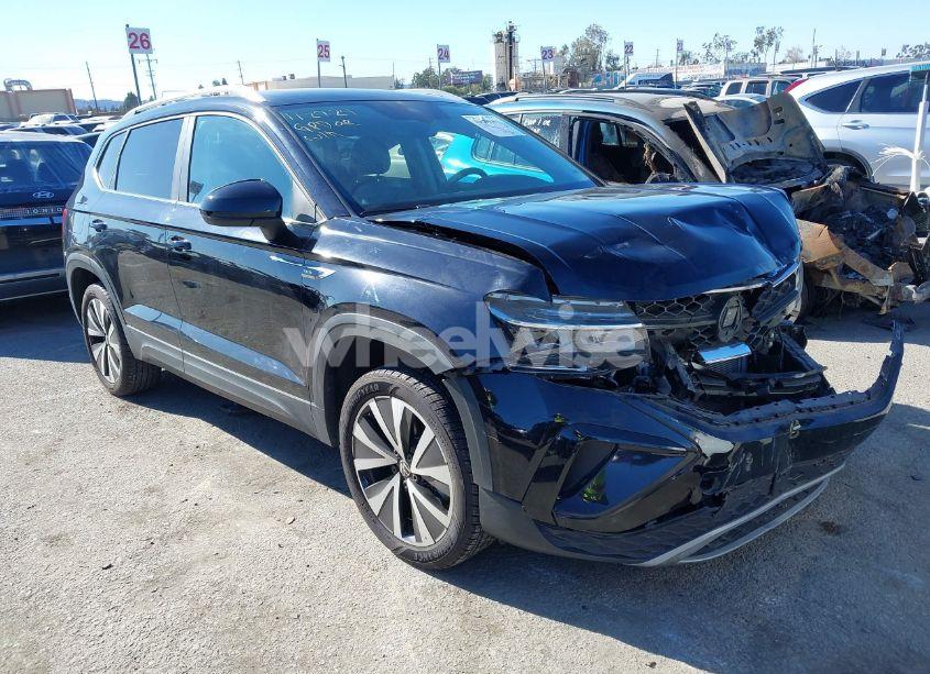 2023 Volkswagen Taos 1.5T SE (VIN 3VVSX7B22PM302118) main photo