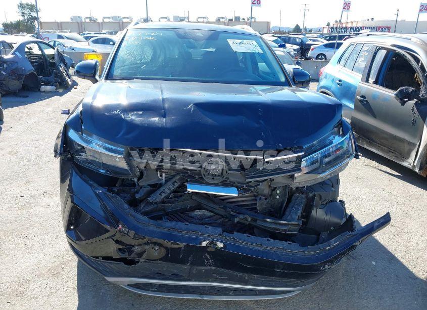 Photo 12 of 2023 Volkswagen Taos 1.5T SE (VIN 3VVSX7B22PM302118)