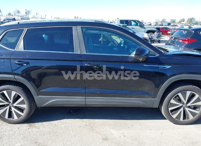 Photo 13 of 2023 Volkswagen Taos 1.5T SE (VIN 3VVSX7B22PM302118)