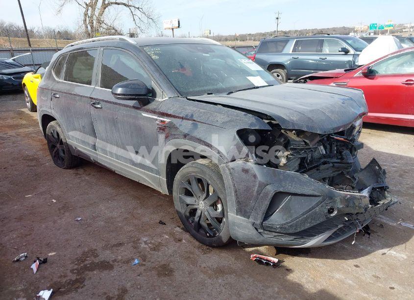 2023 Volkswagen Taos 1.5T SE (VIN 3VVSX7B22PM310333) main photo