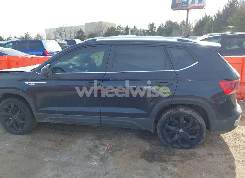 Photo 14 of 2023 Volkswagen Taos 1.5T SE (VIN 3VVSX7B22PM310333)