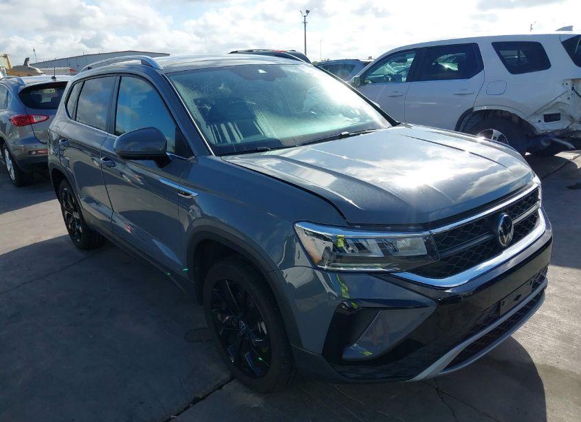 2023 Volkswagen Taos 1.5T SE (VIN 3VVSX7B22PM375215) main photo