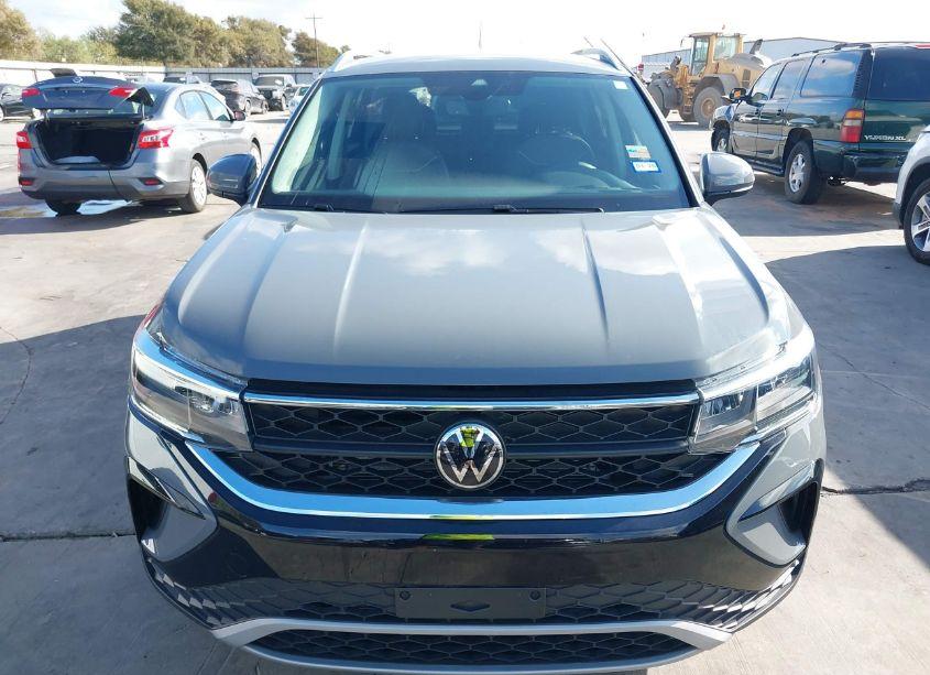 Photo 13 of 2023 Volkswagen Taos 1.5T SE (VIN 3VVSX7B22PM375215)