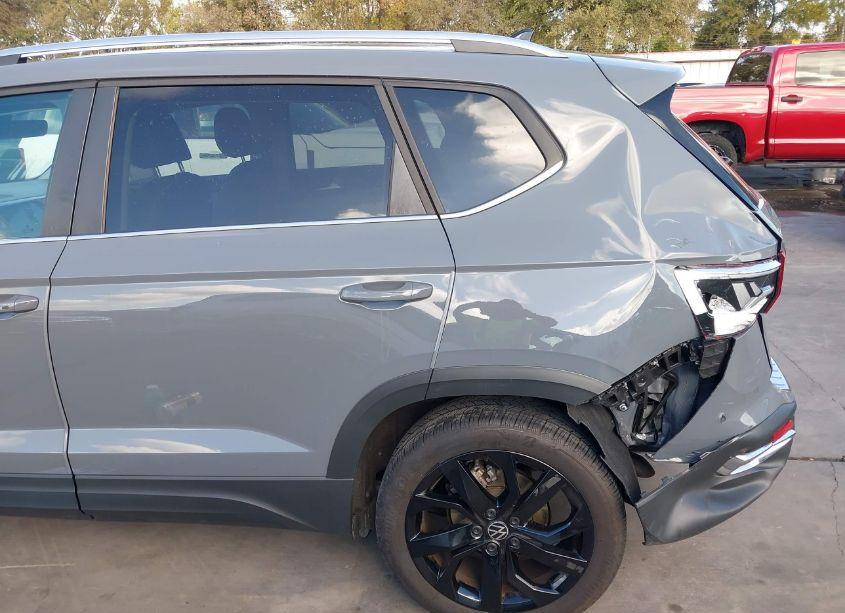 Photo 18 of 2023 Volkswagen Taos 1.5T SE (VIN 3VVSX7B22PM375215)