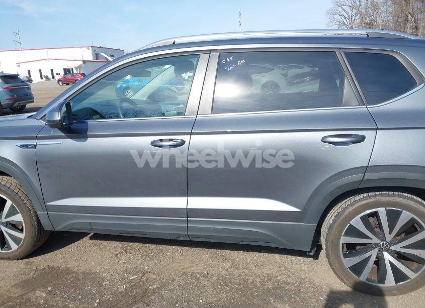 Photo 14 of 2024 Volkswagen Taos 1.5T SE (VIN 3VVSX7B22RM022038)