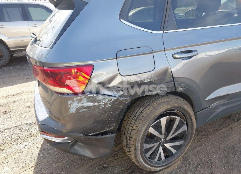 Photo 6 of 2024 Volkswagen Taos 1.5T SE (VIN 3VVSX7B22RM022038)