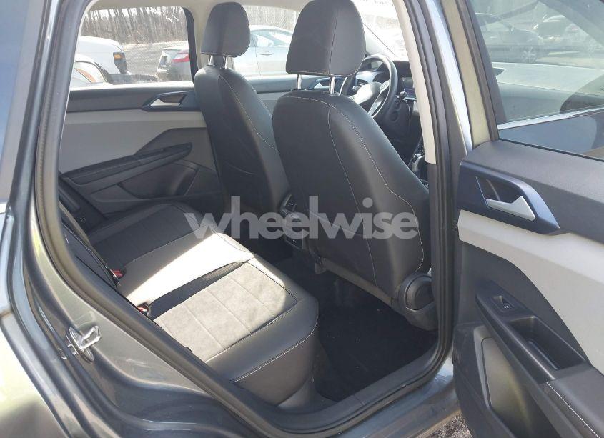Photo 8 of 2024 Volkswagen Taos 1.5T SE (VIN 3VVSX7B22RM022038)