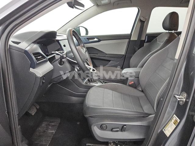 Photo 3 of 2024 VOLKSWAGEN TAOS SE N/A (VIN 3VVSX7B22RM080070)