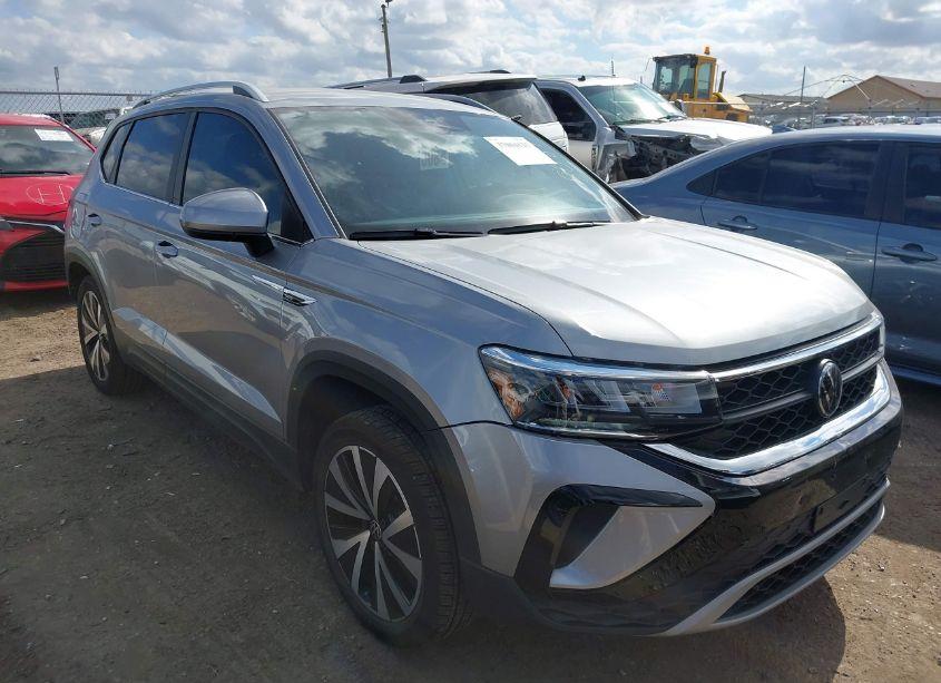 2023 Volkswagen Taos 1.5T SE (VIN 3VVSX7B23PM316898) main photo