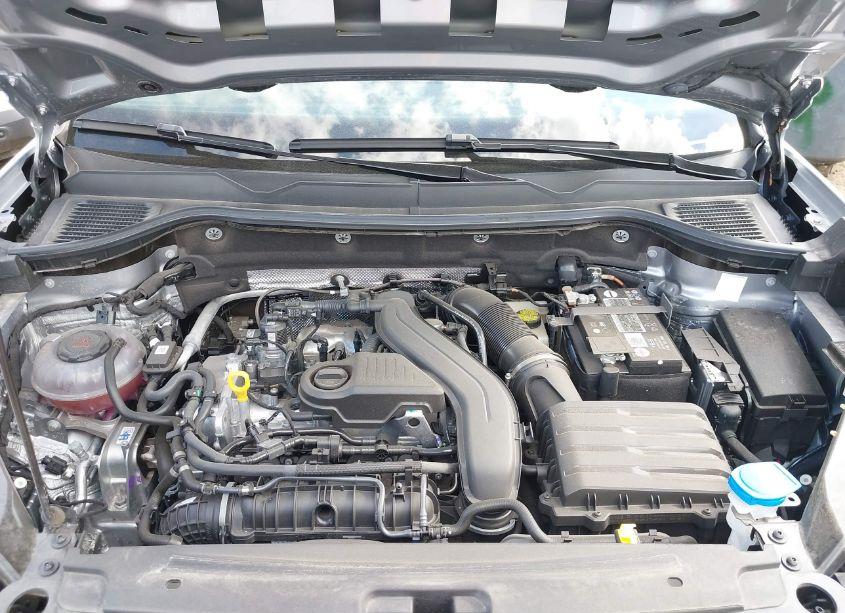 Photo 10 of 2023 Volkswagen Taos 1.5T SE (VIN 3VVSX7B23PM316898)