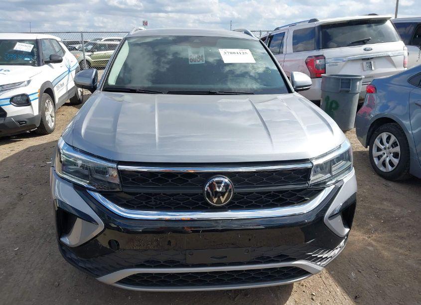 Photo 13 of 2023 Volkswagen Taos 1.5T SE (VIN 3VVSX7B23PM316898)