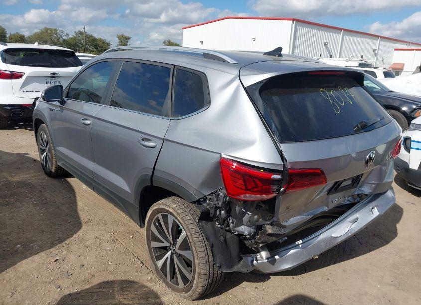 Photo 3 of 2023 Volkswagen Taos 1.5T SE (VIN 3VVSX7B23PM316898)