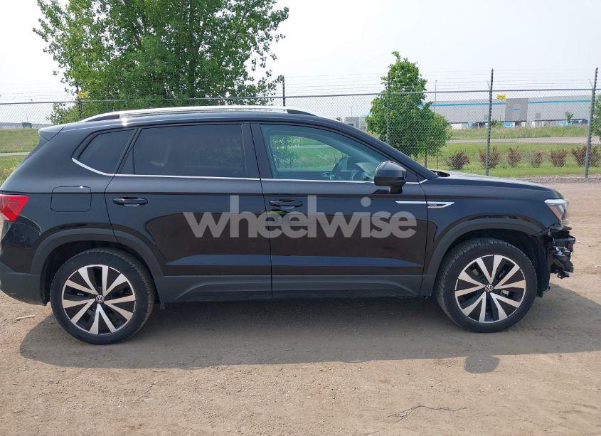 Photo 14 of 2024 Volkswagen Taos 1.5T SE (VIN 3VVSX7B24RM007623)