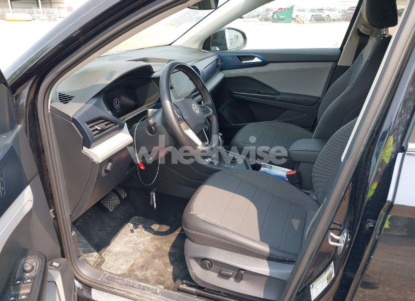 Photo 5 of 2024 Volkswagen Taos 1.5T SE (VIN 3VVSX7B24RM007623)