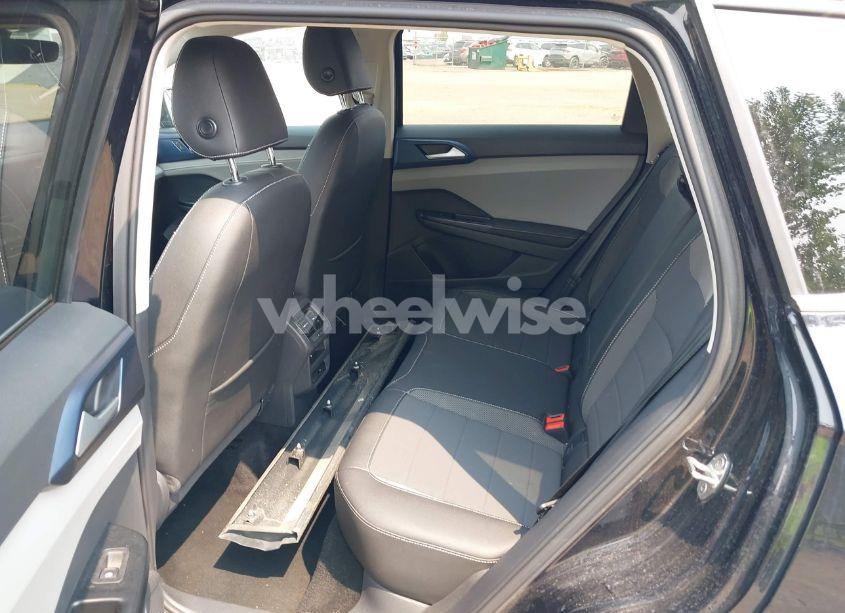 Photo 8 of 2024 Volkswagen Taos 1.5T SE (VIN 3VVSX7B24RM007623)