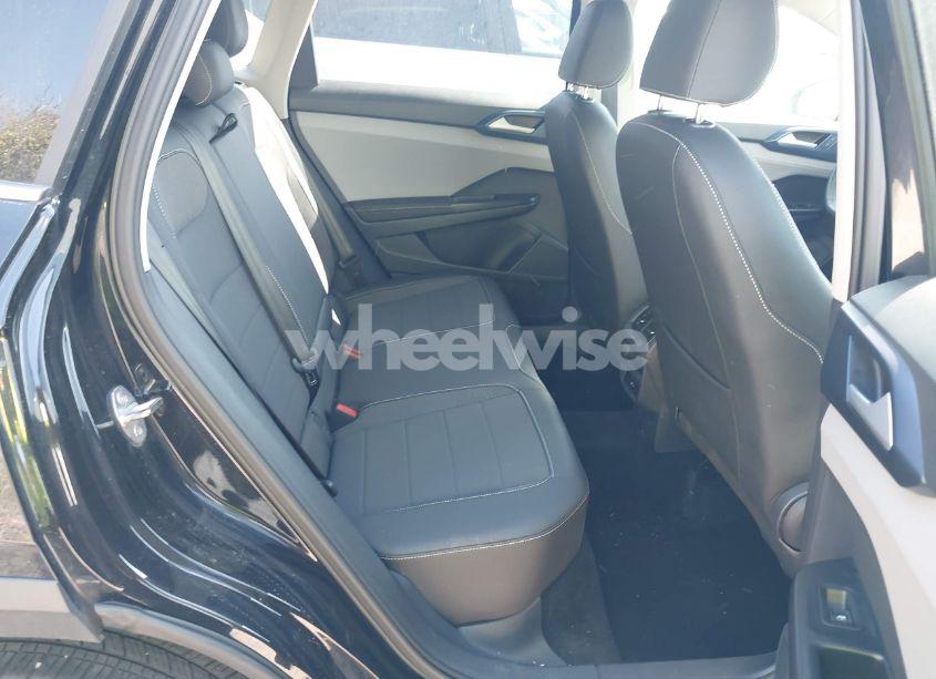 Photo 8 of 2024 Volkswagen Taos 1.5T SE (VIN 3VVSX7B24RM027645)