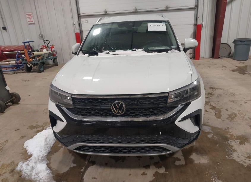 Photo 12 of 2023 Volkswagen Taos 1.5T SE (VIN 3VVSX7B25PM314859)