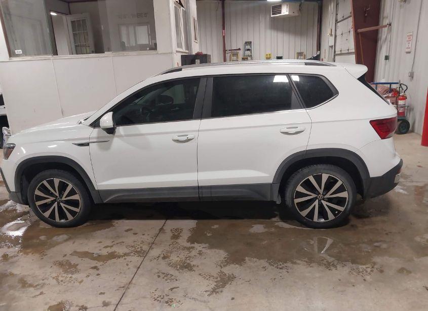 Photo 14 of 2023 Volkswagen Taos 1.5T SE (VIN 3VVSX7B25PM314859)