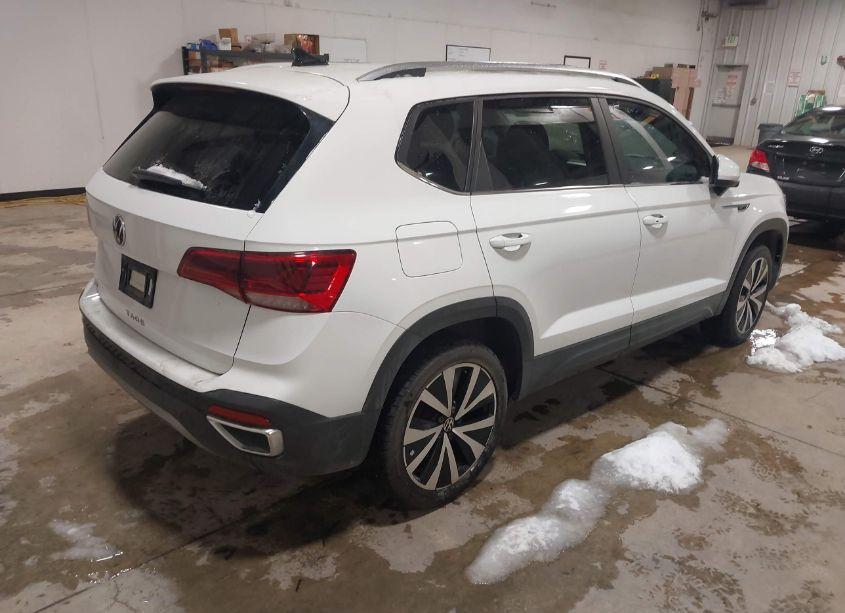 Photo 4 of 2023 Volkswagen Taos 1.5T SE (VIN 3VVSX7B25PM314859)
