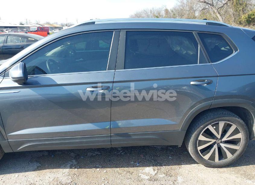 Photo 15 of 2023 Volkswagen Taos 1.5T SE (VIN 3VVSX7B25PM329605)