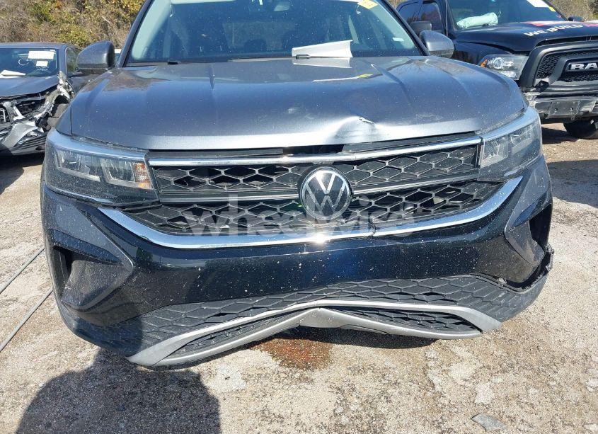 Photo 6 of 2023 Volkswagen Taos 1.5T SE (VIN 3VVSX7B25PM329605)