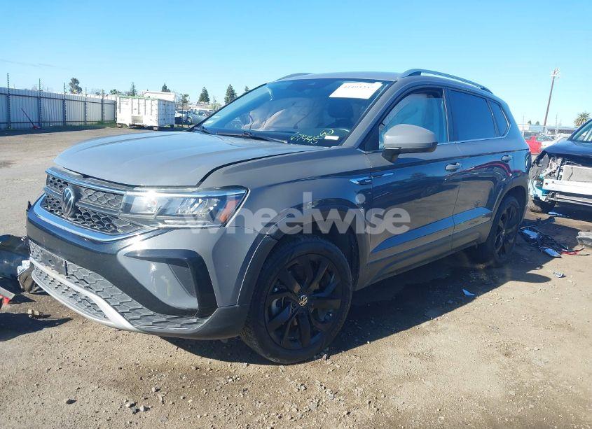 Photo 15 of 2023 Volkswagen Taos 1.5T SE (VIN 3VVSX7B26PM302090)